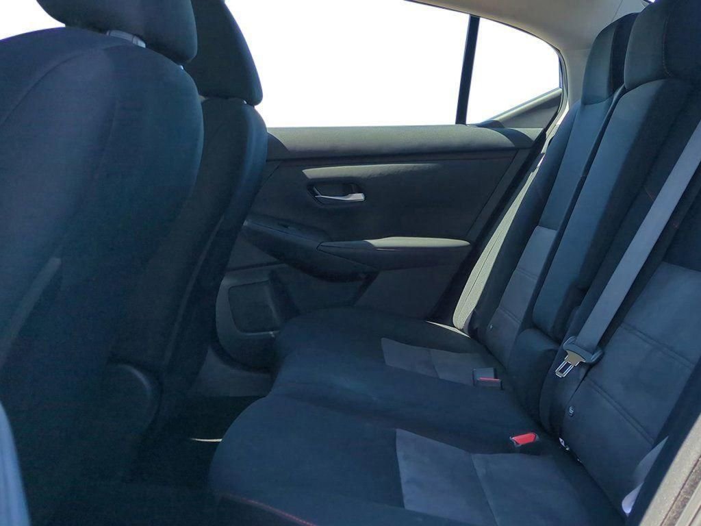 New 2025 Nissan Sentra SR w/ Midnight Edition image 19