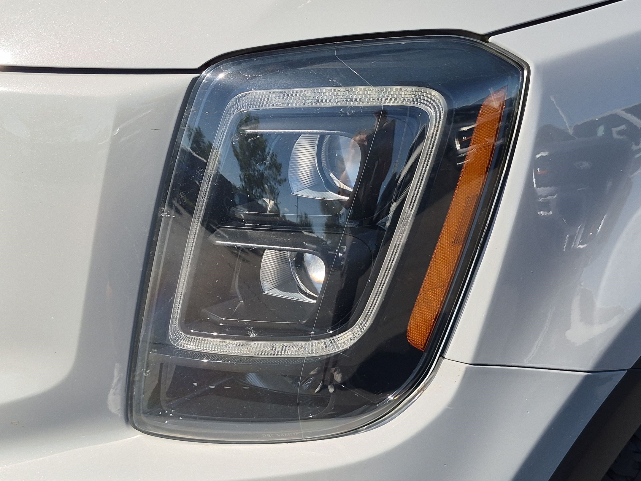 Used 2022 Kia Telluride EX w/ EX Premium Package AWD/4WD image 10