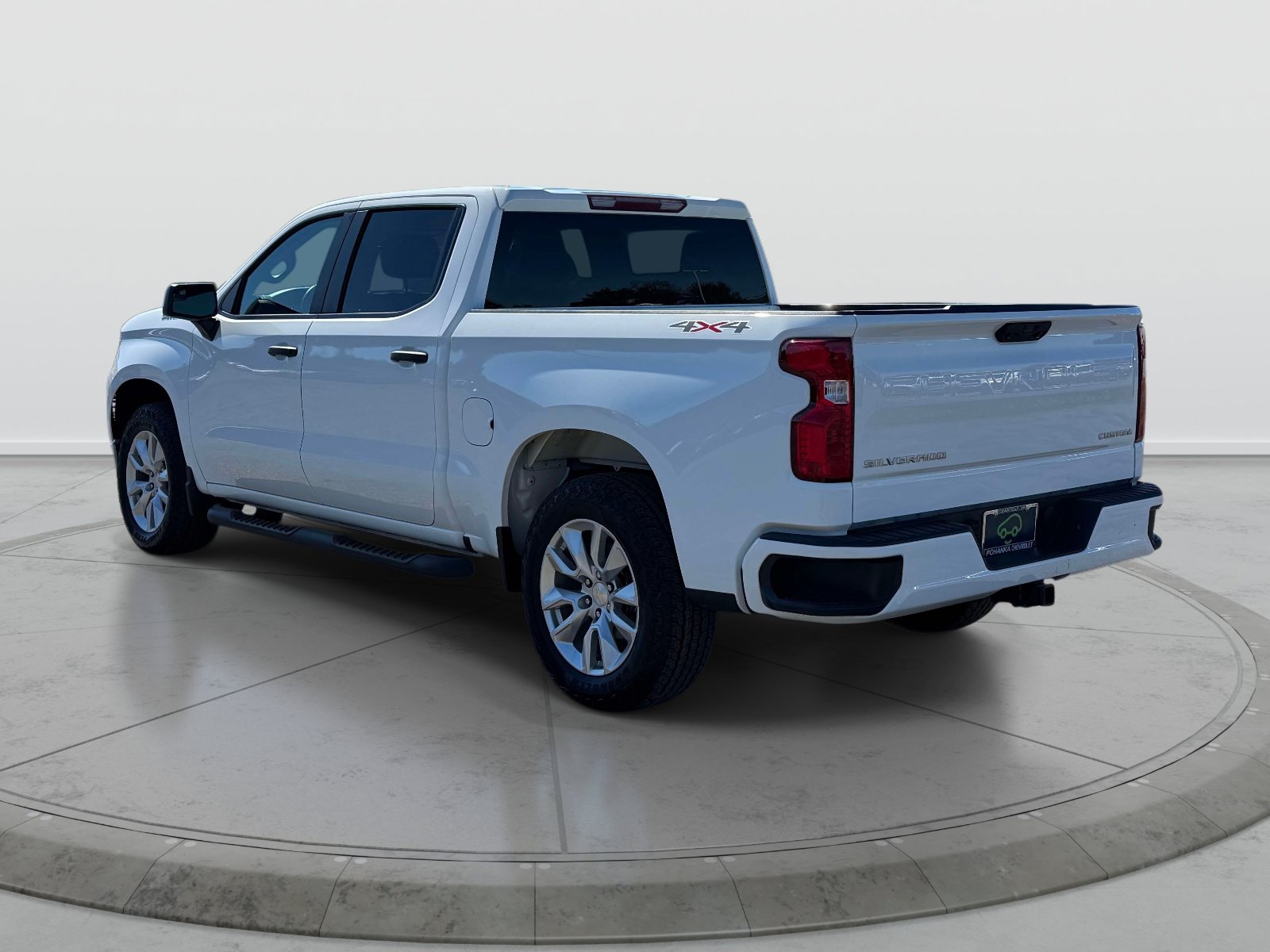 Certified 2023 Chevrolet Silverado 1500 Custom AWD/4WD image 4