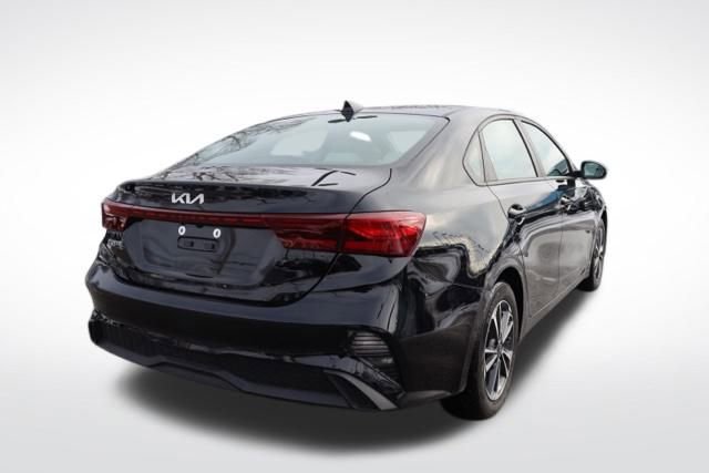 Certified 2023 Kia Forte LXS w/ LXS Technology Package image 7