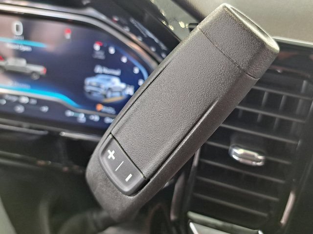 Used 2023 Chevrolet Silverado 1500 LT AWD/4WD image 14