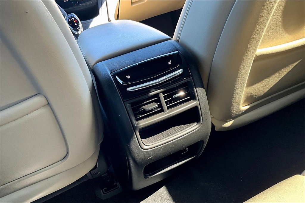 Used 2017 Cadillac XT5 Luxury w/ Driver Awareness Package image 30