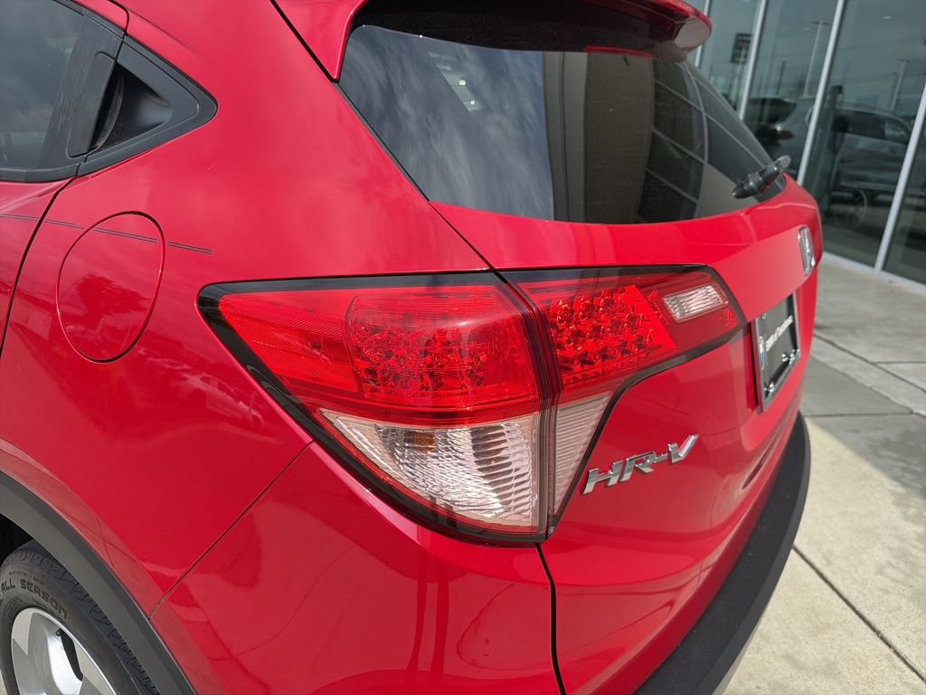 Used 2017 Honda HR-V EX image 14