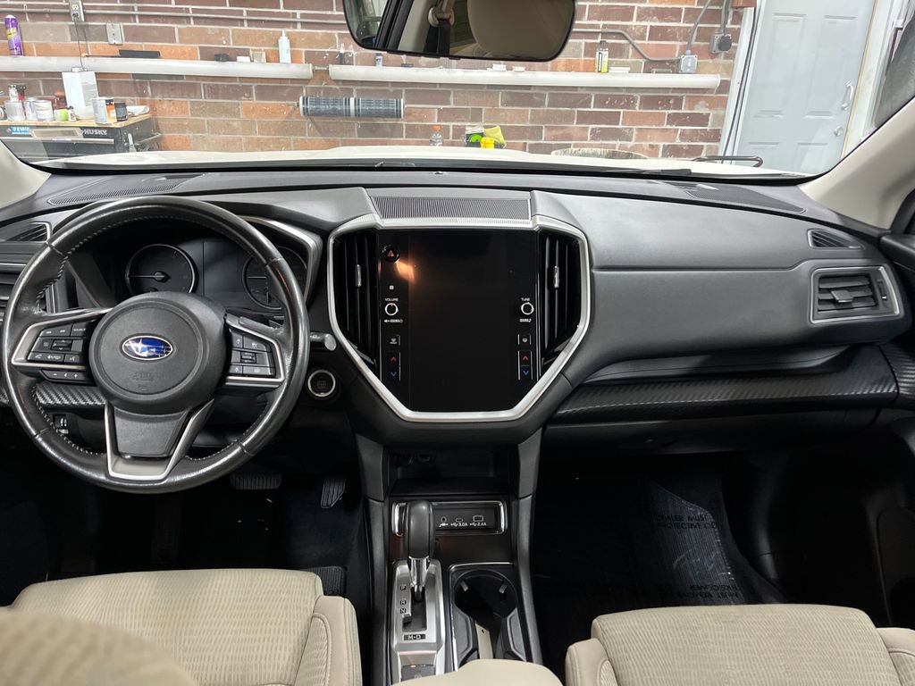 Used 2023 Subaru Ascent Premium w/ Convenience Package image 17