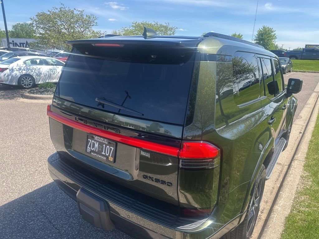 Used 2024 Lexus GX 550 w/ Accessory Package (2T) AWD/4WD image 17