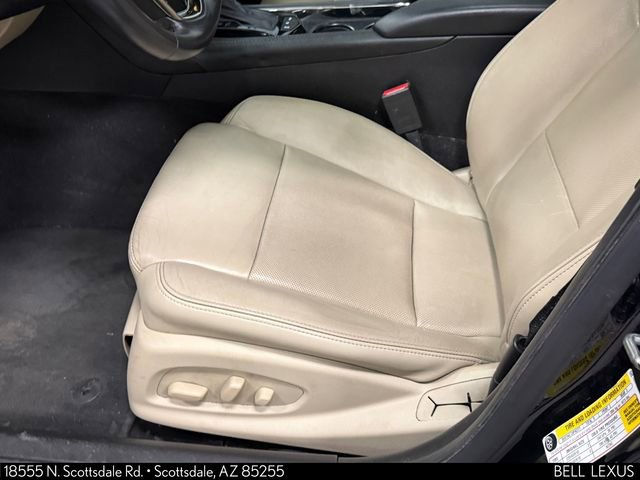 Used 2017 Cadillac ATS Luxury w/ Safety and Security Package RWD image 13