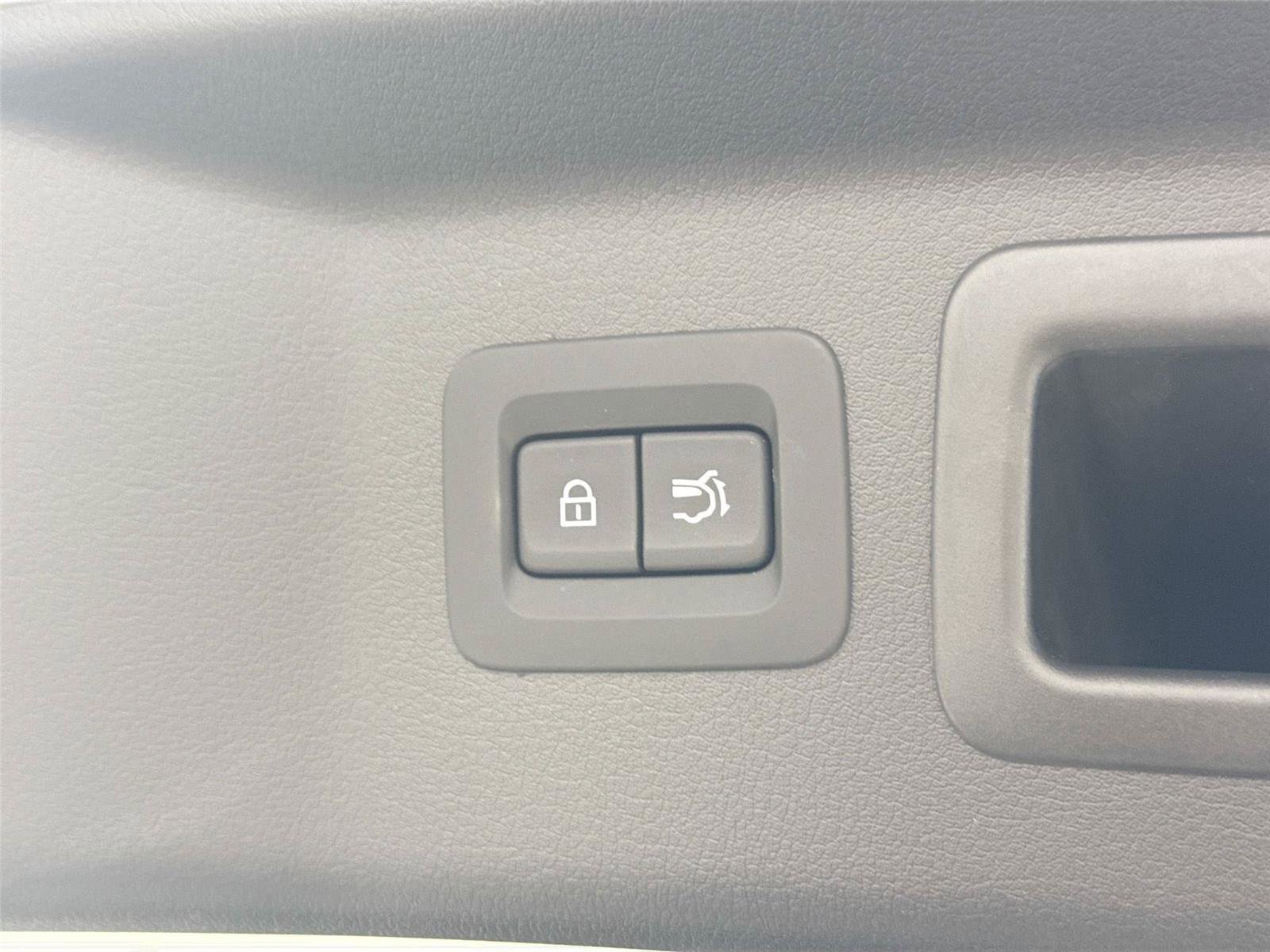 Certified 2025 MAZDA CX-70 3.3 Turbo w/ Premium Package image 45