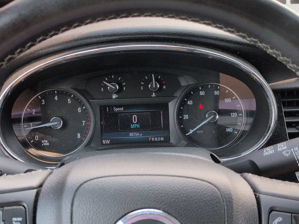 Used 2021 Buick Encore Preferred AWD/4WD image 20