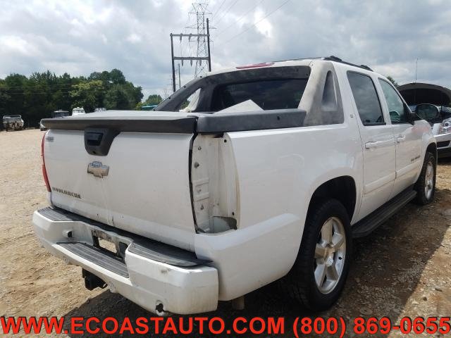 Used 2007 Chevrolet Avalanche LT w/ LT Preferred Equipment Group RWD image 2
