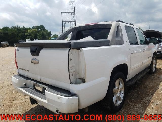 Used 2007 Chevrolet Avalanche LT w/ LT Preferred Equipment Group RWD image 2