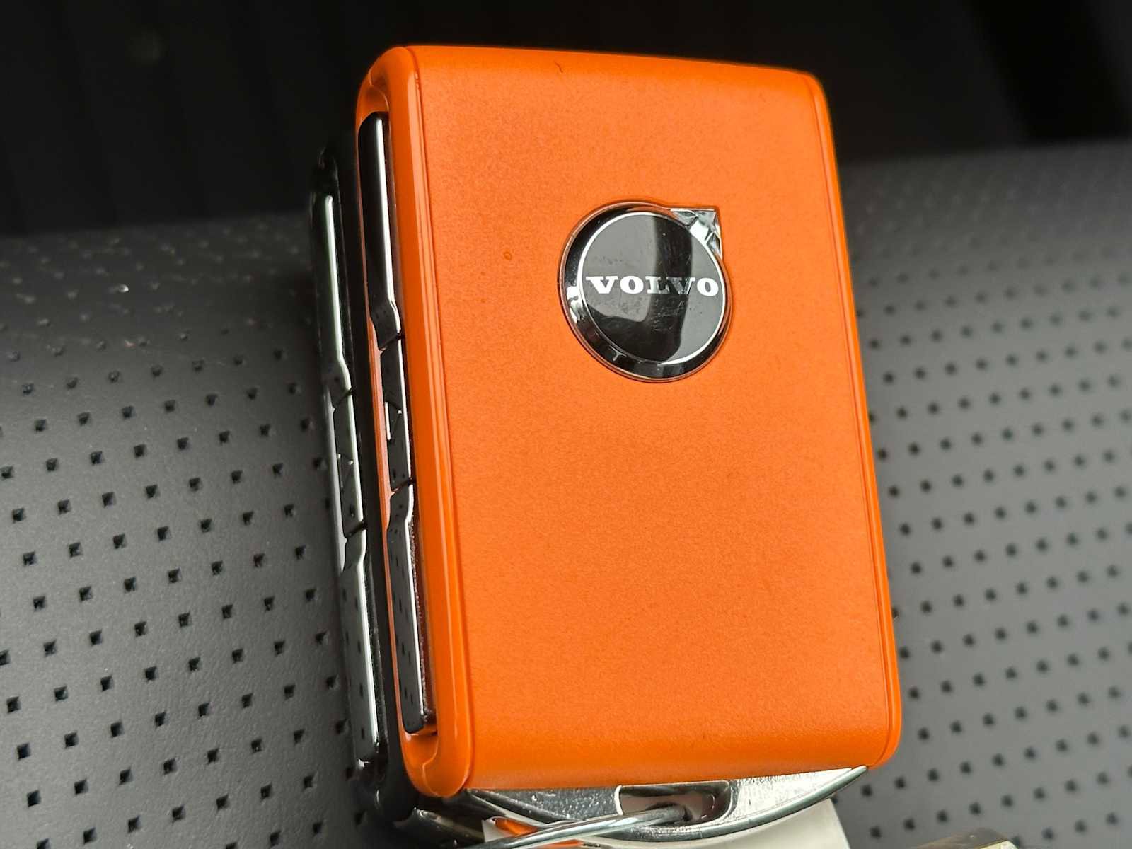 New 2026 Volvo XC90 B6 Ultra w/ Lounge Package image 37