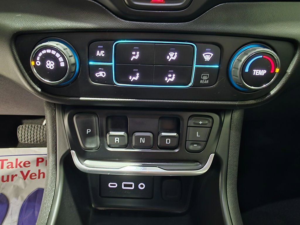 Used 2021 GMC Terrain SLE FWD image 33