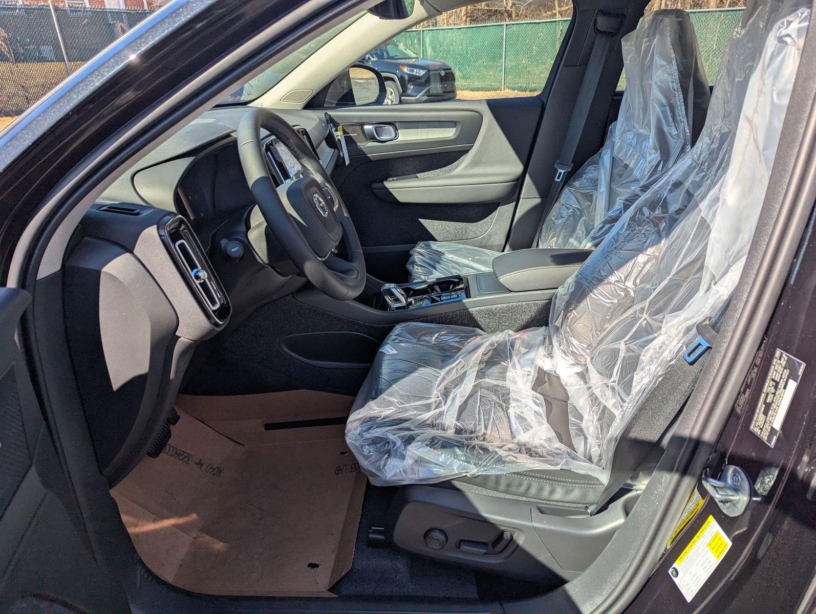 New 2025 Volvo XC40 B5 Plus w/ Protection Package Premier image 8