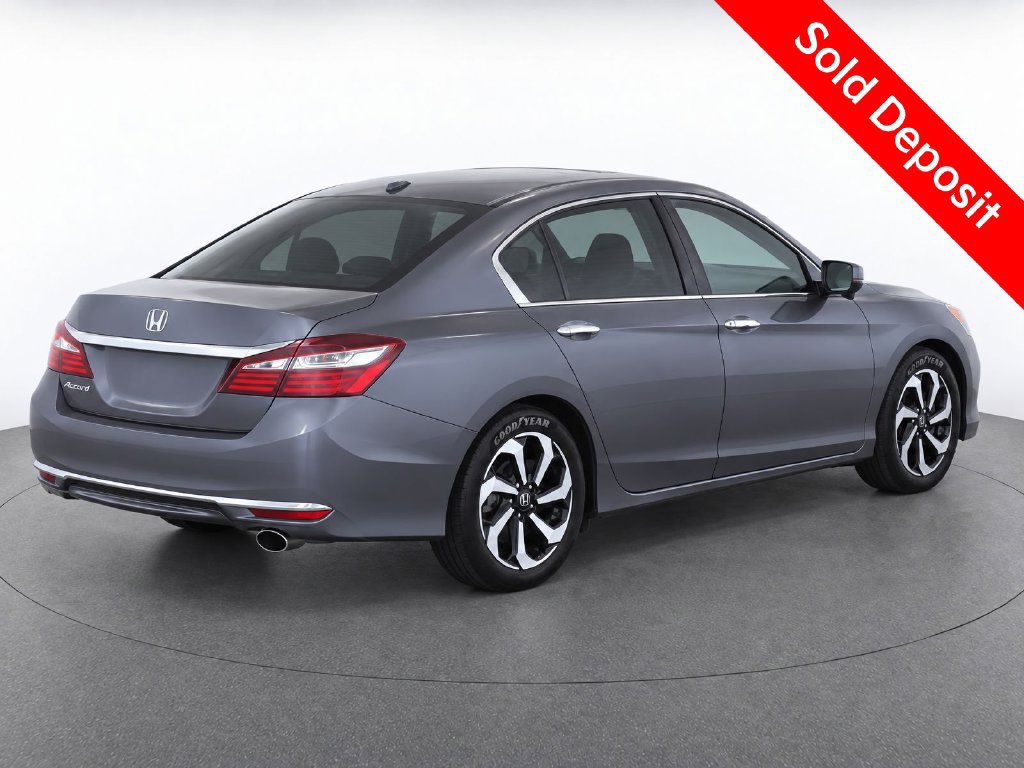 Used 2017 Honda Accord EX image 3