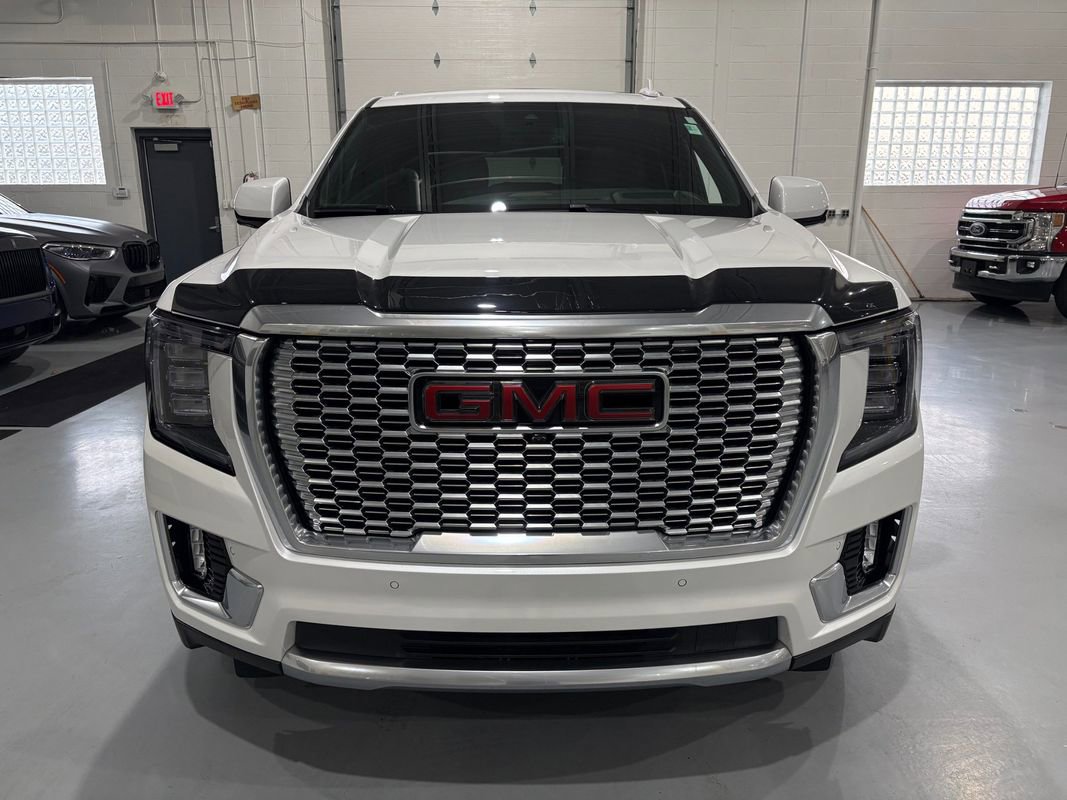 Used 2023 GMC Yukon Denali w/ LPO, Floor Liner Package AWD/4WD image 2