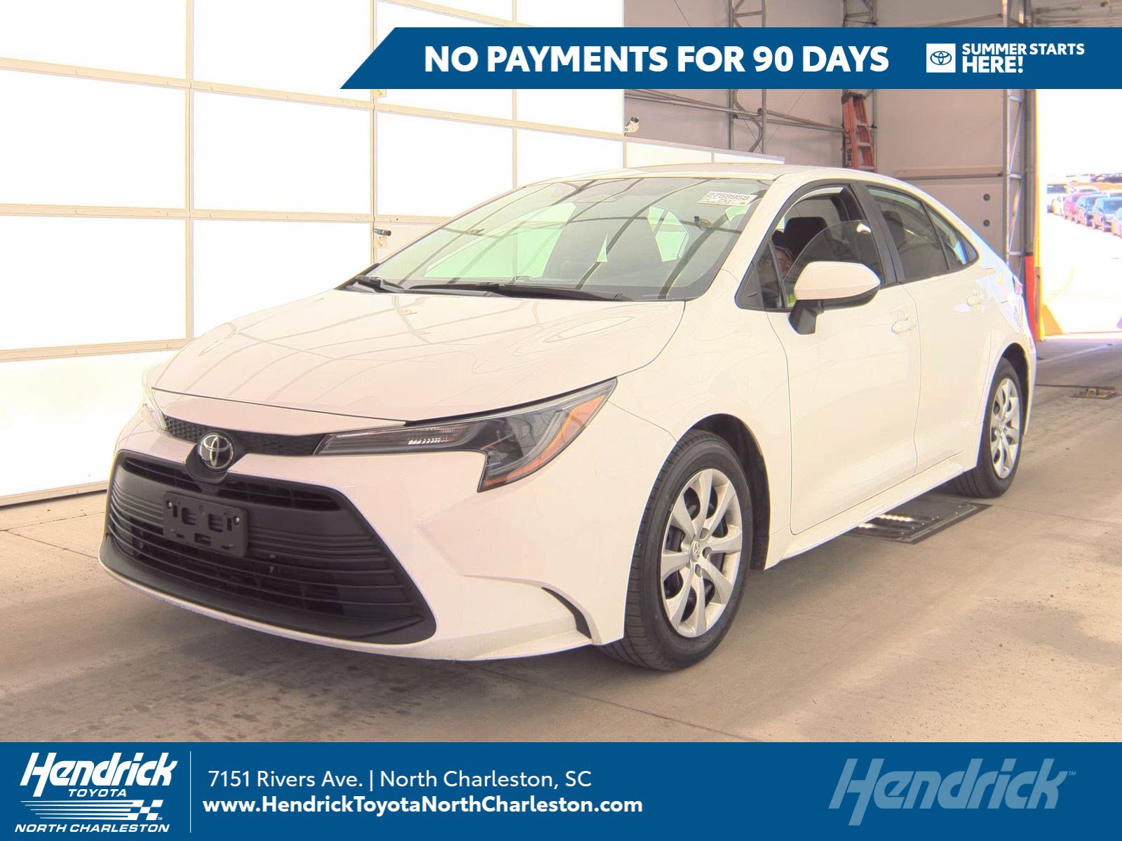 Used 2024 Toyota Corolla LE FWD image 1