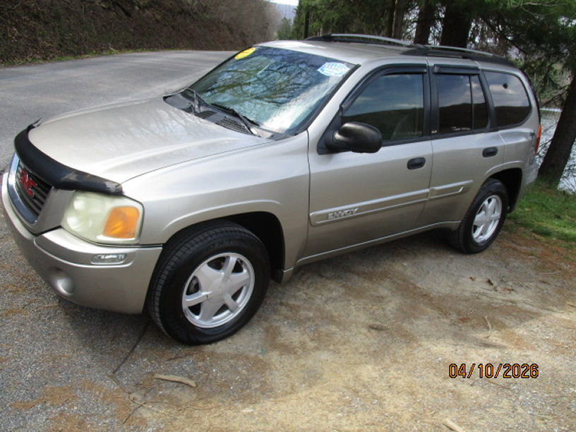 Used 2002 GMC Envoy SLE image 1