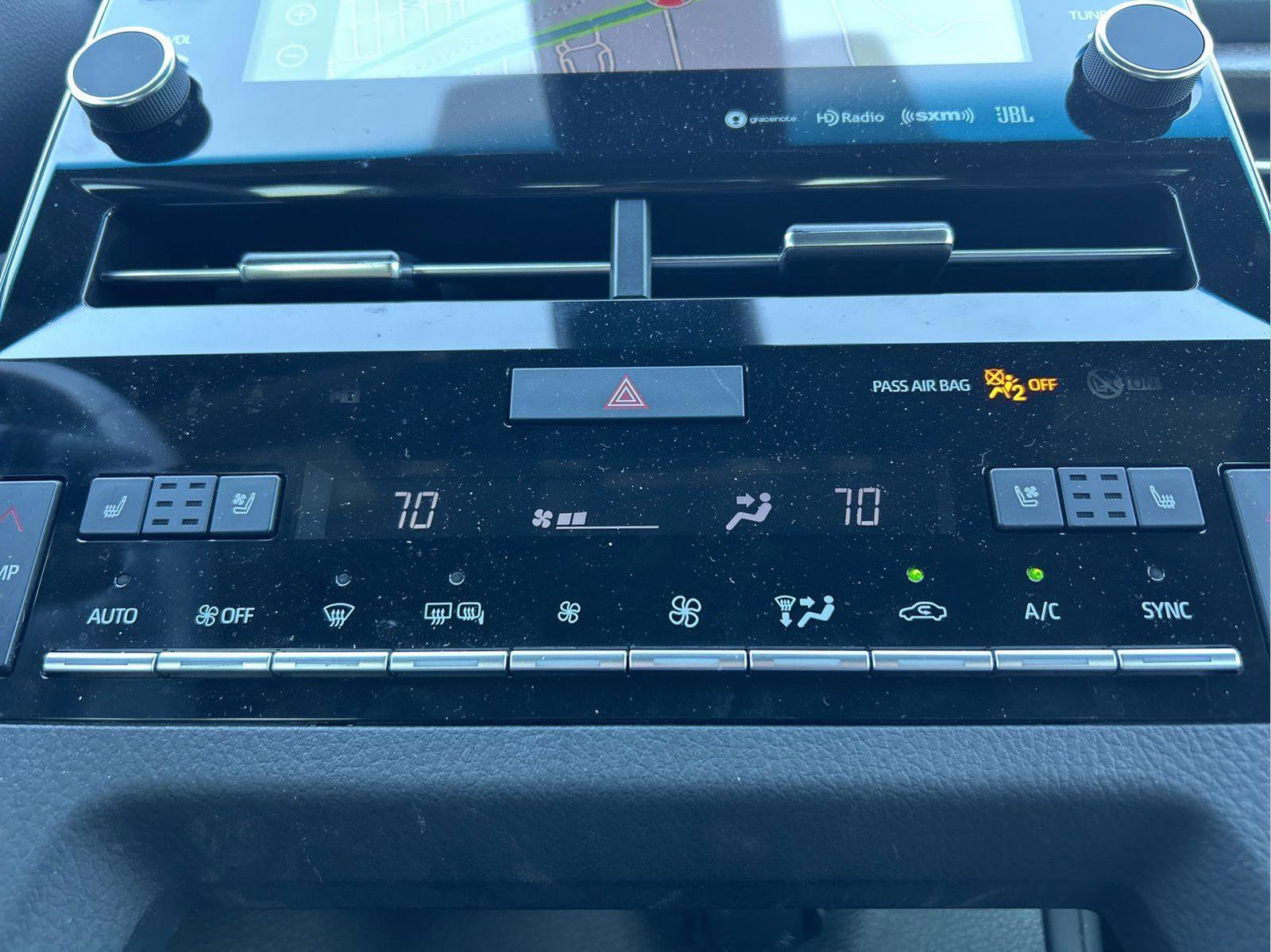 Used 2022 Toyota Avalon Limited w/ Advanced Safety Package image 31