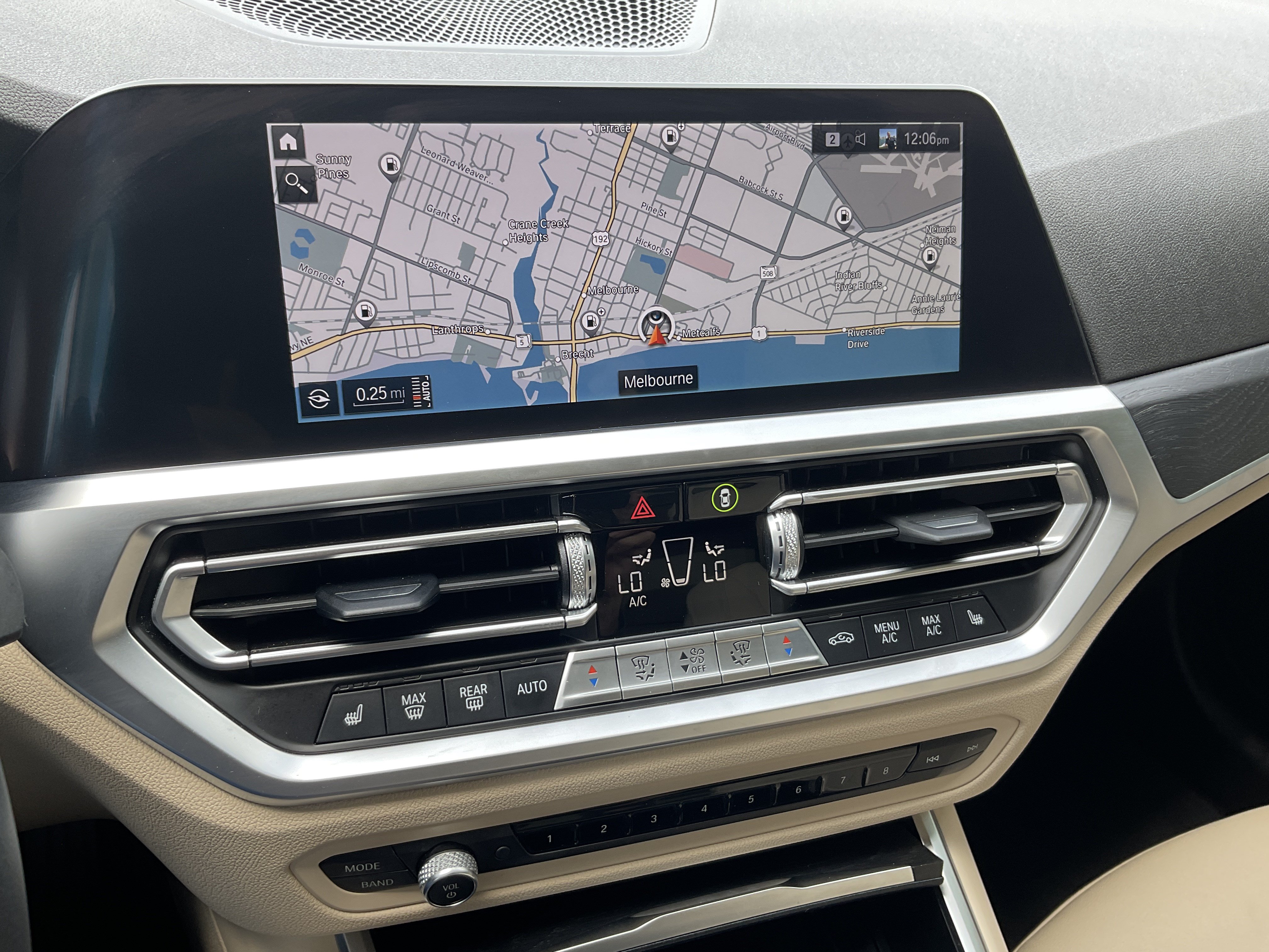 Used 2021 BMW 330i Sedan w/ Convenience Package RWD image 17