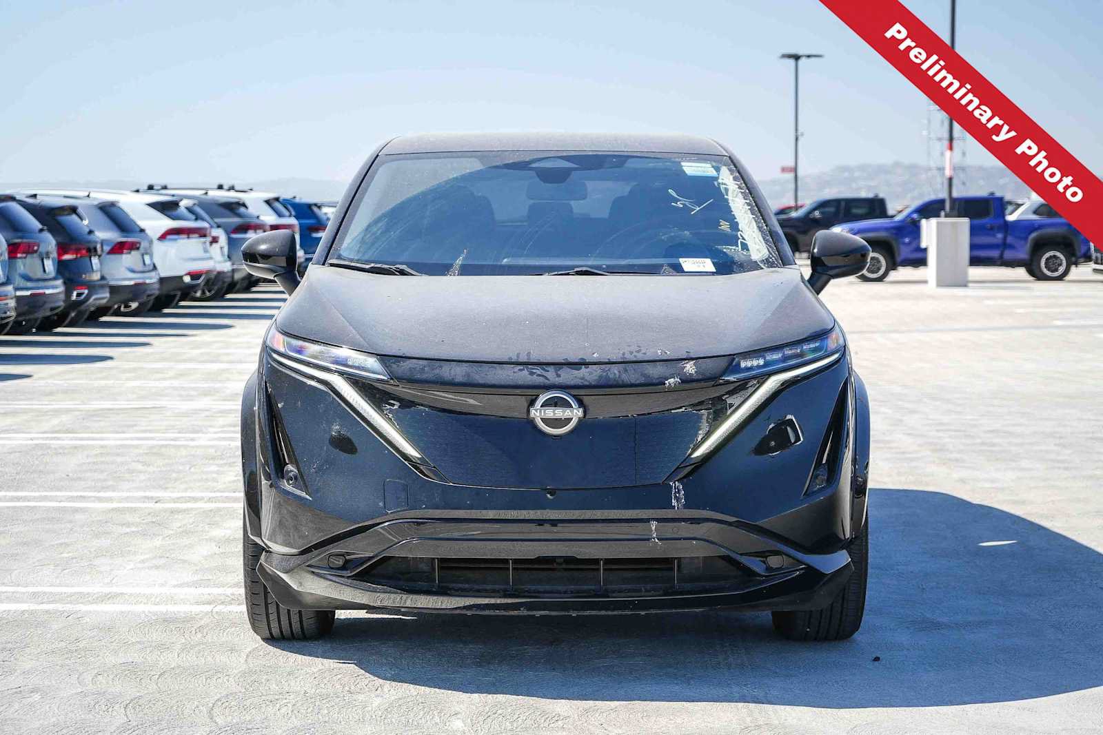 Used 2024 Nissan Ariya AWD image 2