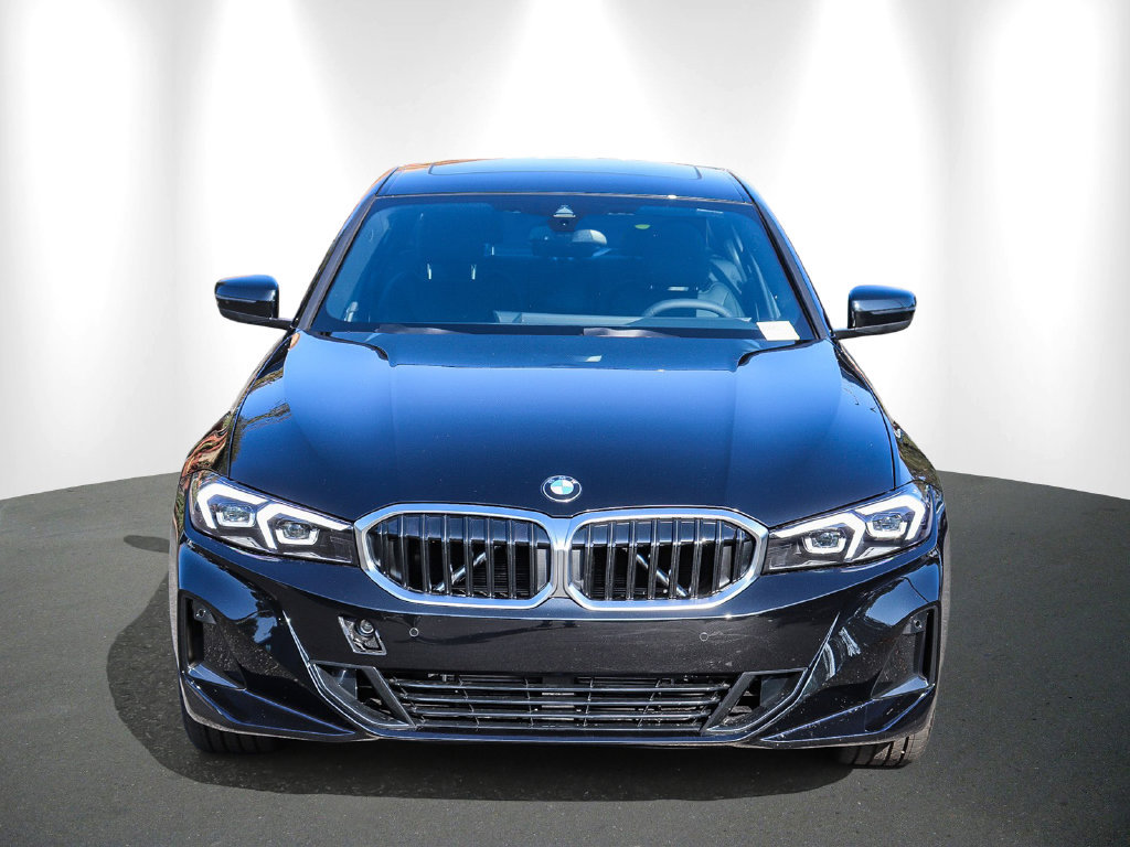 New 2026 BMW 330i Sedan RWD image 2