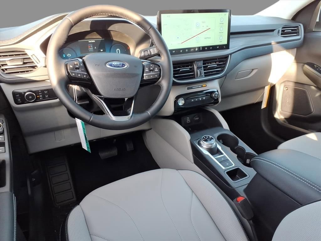 New 2026 Ford Escape SE w/ PHEV Premium Package FWD image 6