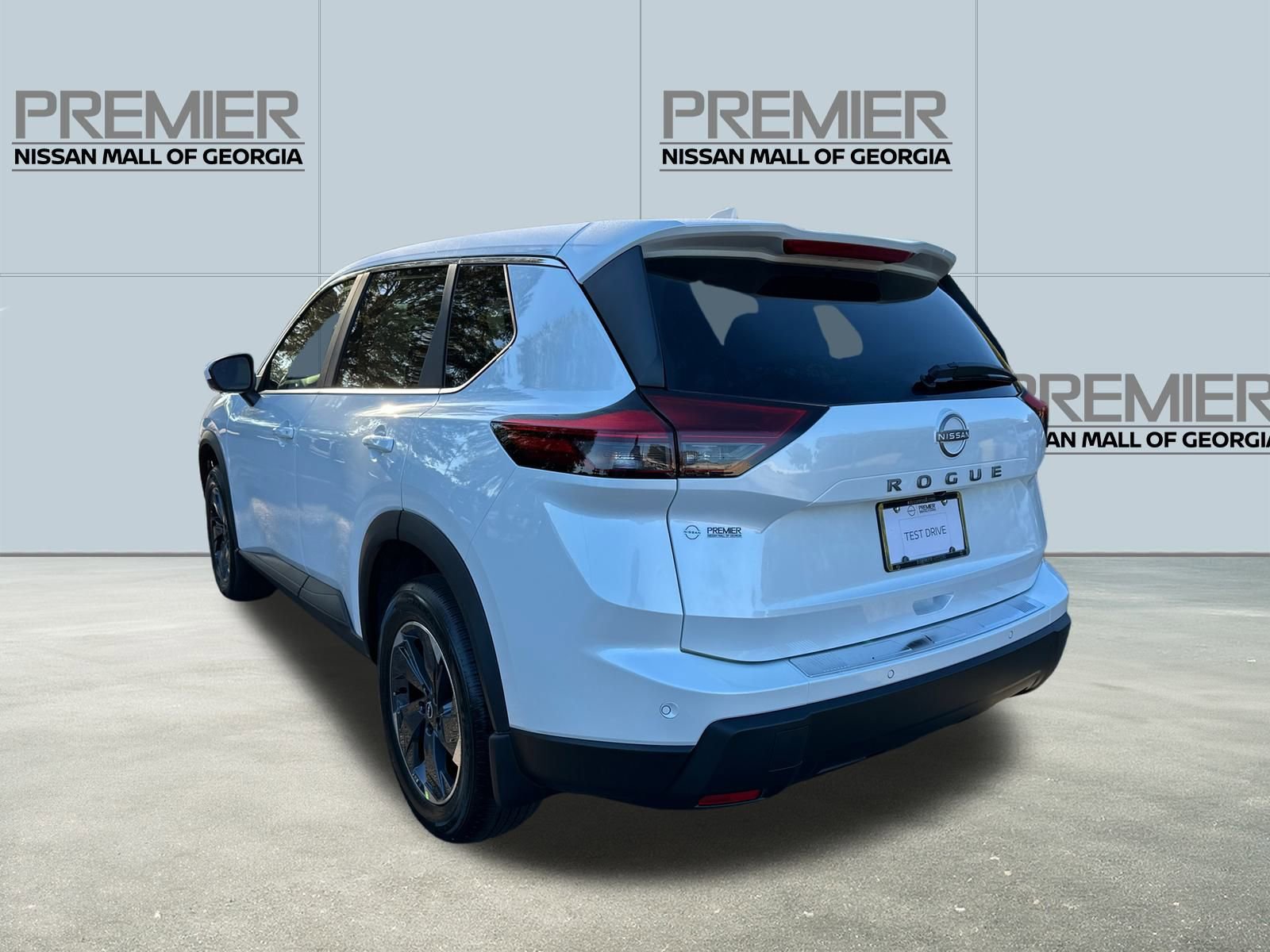 New 2026 Nissan Rogue SV image 7