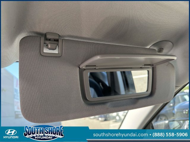 Used 2023 Chevrolet Equinox LS AWD/4WD image 37