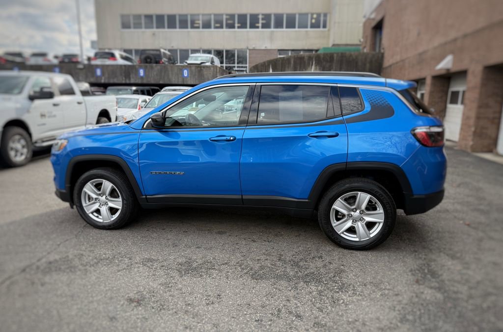 Used 2022 Jeep Compass Latitude w/ Convenience Group image 16