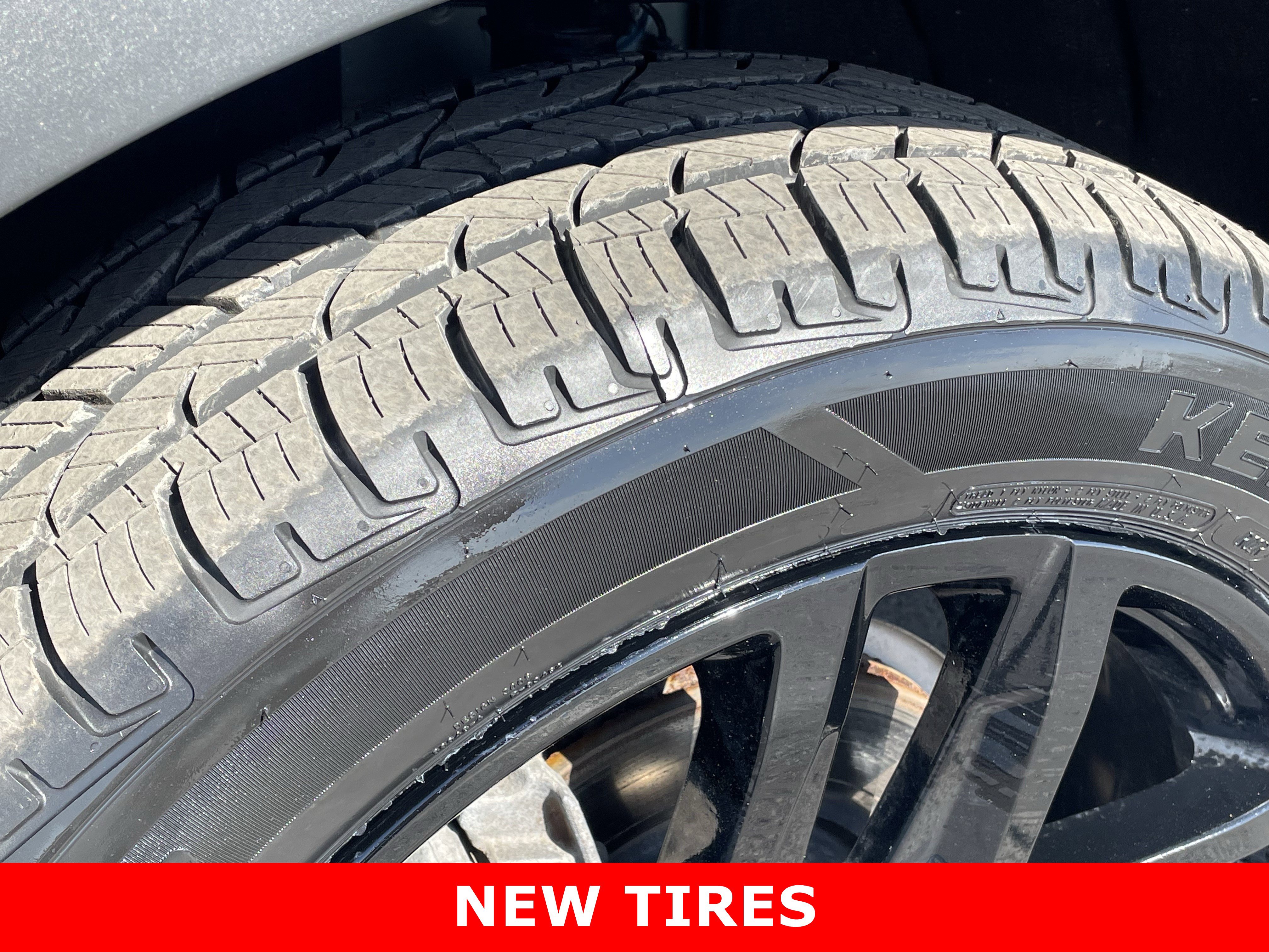 Used 2023 Chevrolet Blazer LT w/ Driver Confidence Package image 9