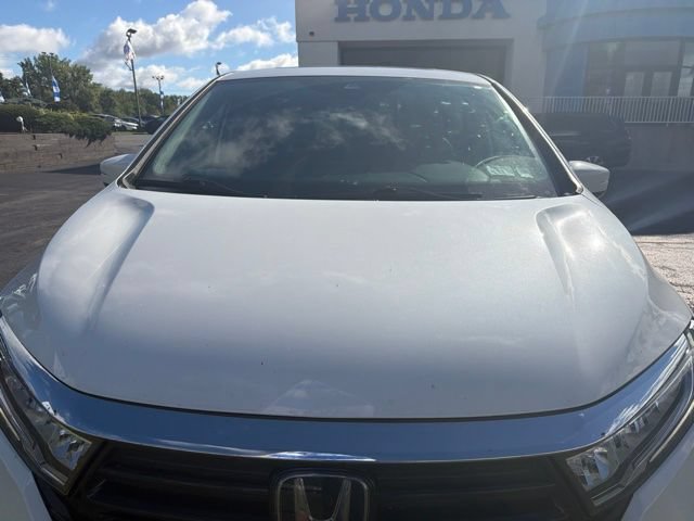 Used 2022 Honda Odyssey Elite image 3