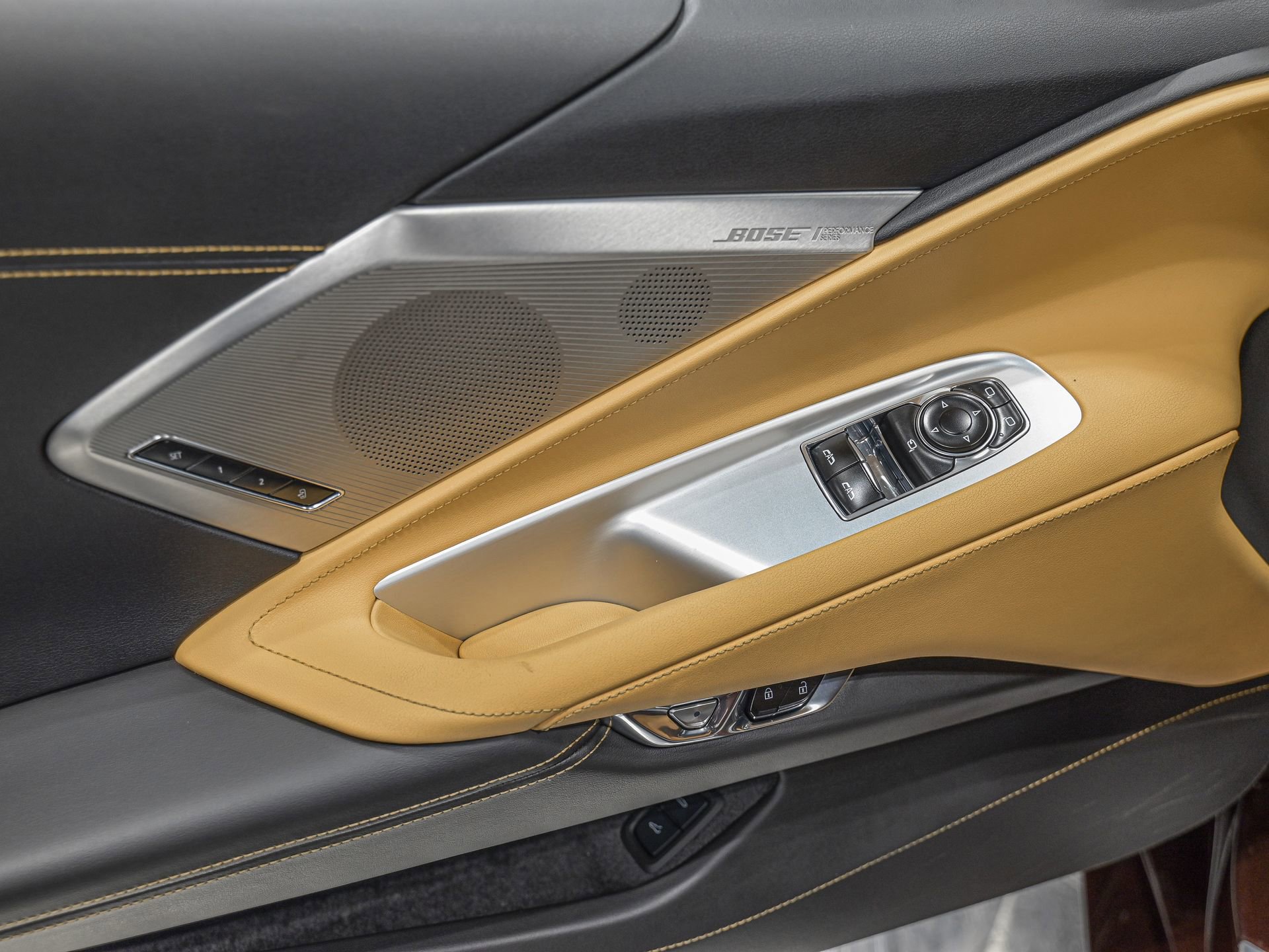 Used 2022 Chevrolet Corvette Stingray Preferred Cpe w/ Z51 Performance Package image 12