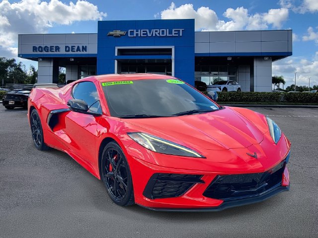 Used 2020 Chevrolet Corvette Stingray Premium Cpe w/ 3LT Preferred Equipment Group RWD image 1