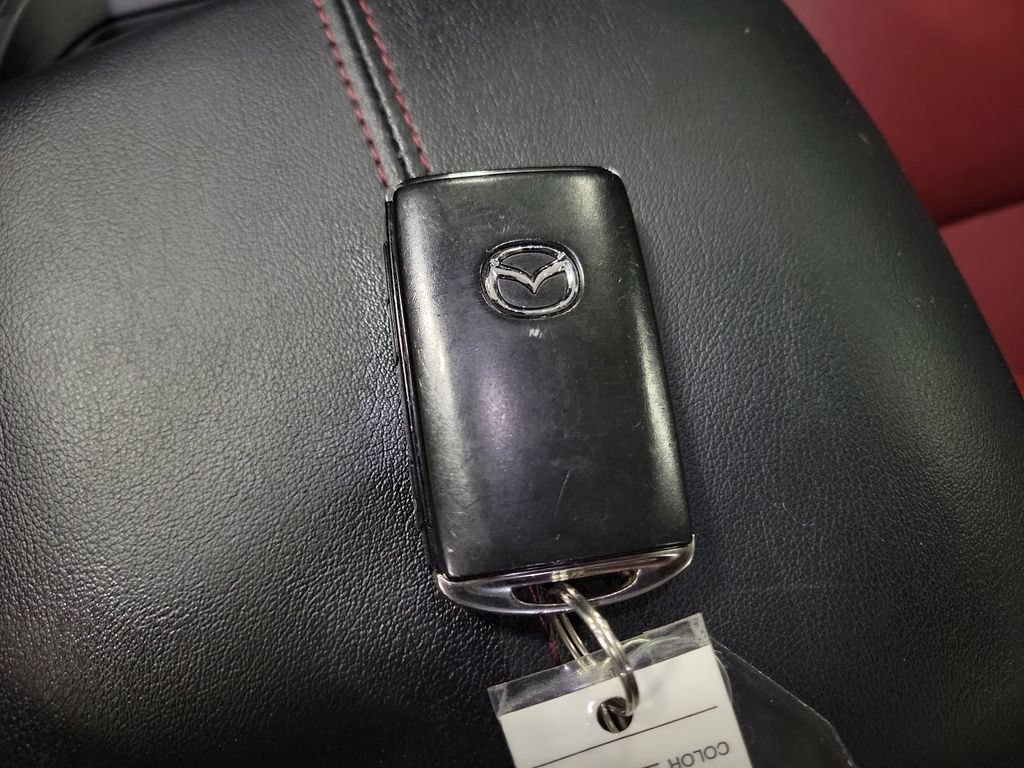 Used 2023 MAZDA CX-30 AWD 2.5 S w/ Preferred Package image 19
