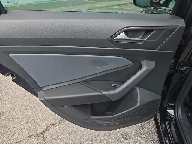 New 2026 Volkswagen Jetta SE image 9