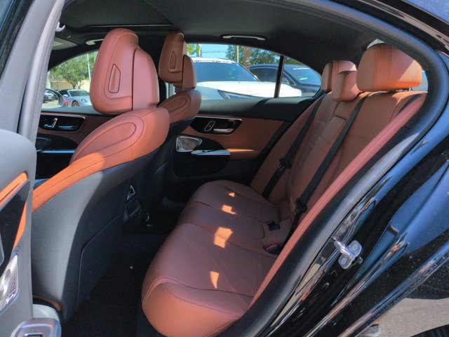 Used 2025 Mercedes-Benz C 300 Sedan image 15