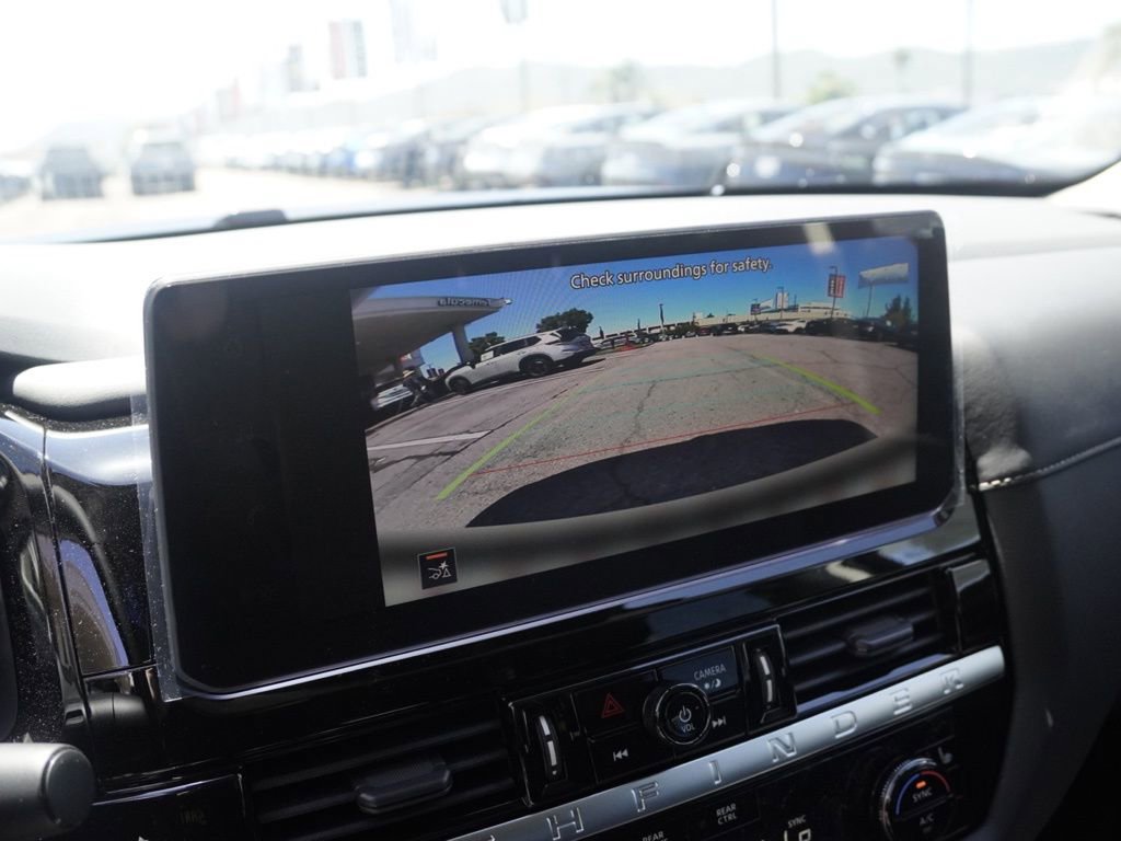 New 2026 Nissan Pathfinder SV image 12