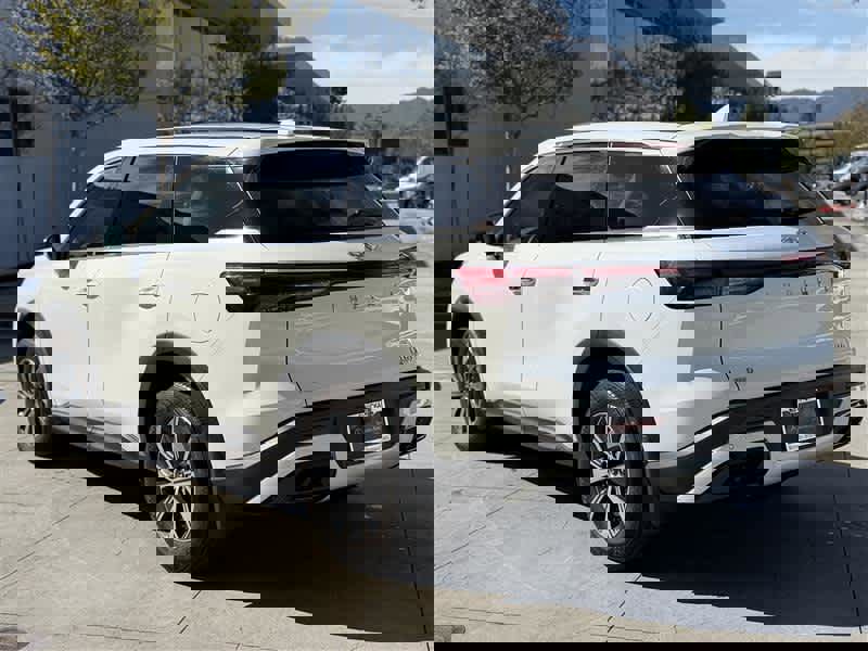 Used 2024 INFINITI QX60 Pure image 4