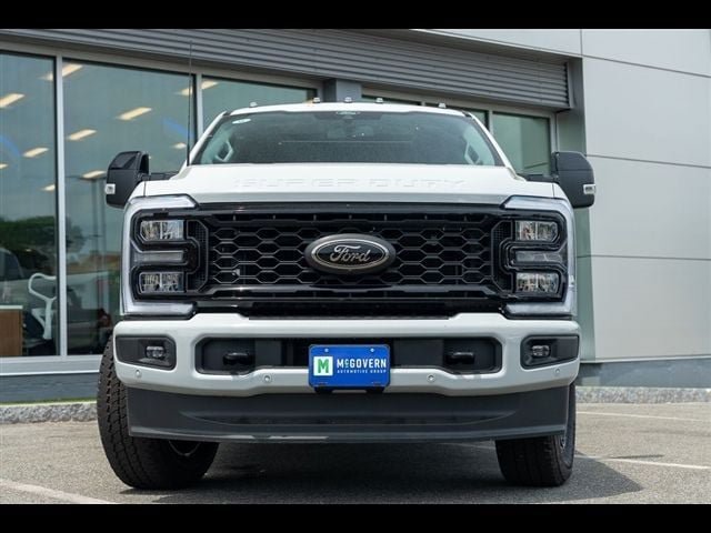 New 2026 Ford F250 Lariat w/ Black Appearance Package AWD/4WD image 4