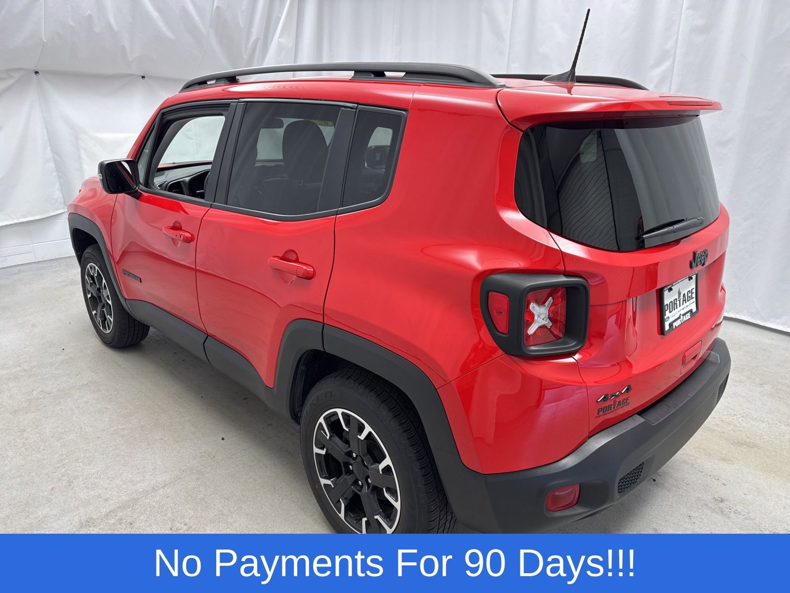Used 2023 Jeep Renegade Latitude image 5