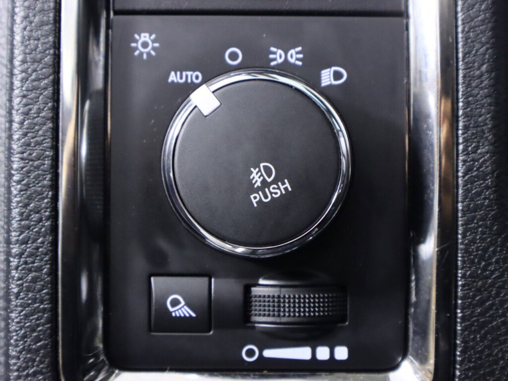 Used 2016 RAM 1500 Sport w/ Sport Premium Group image 10