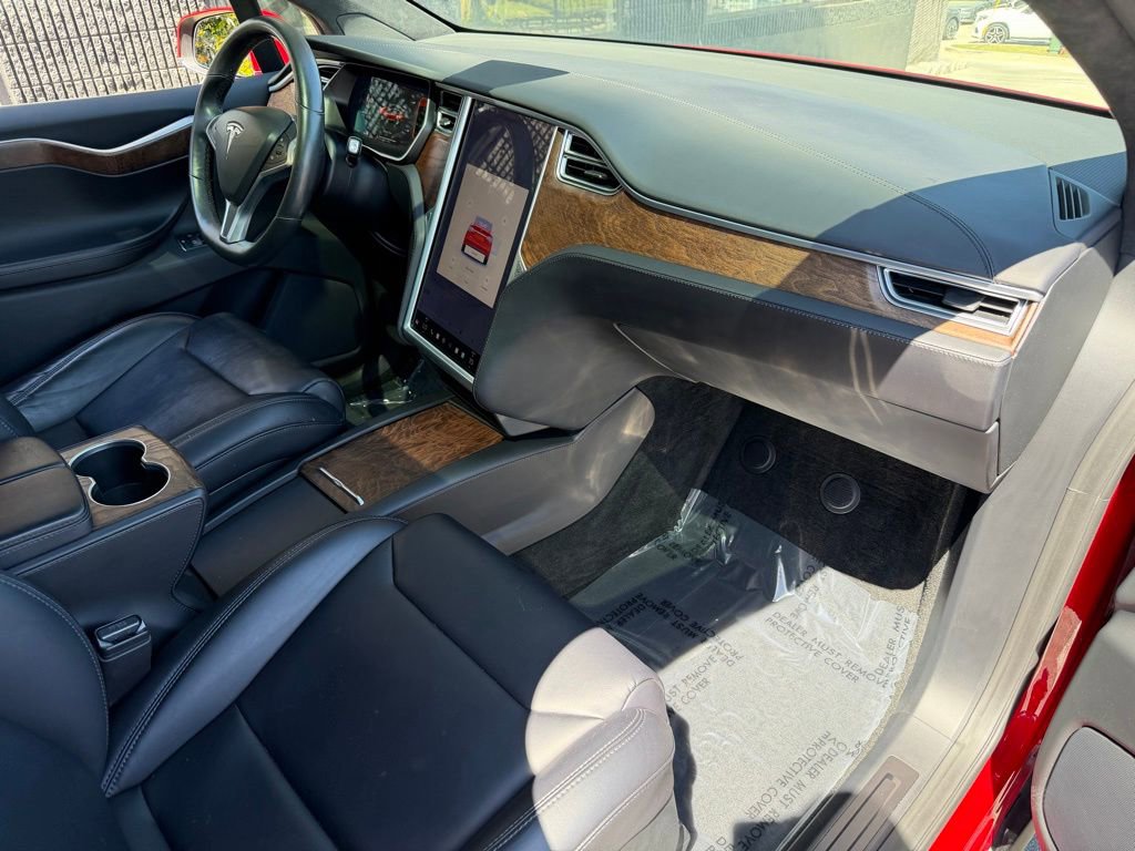 Used 2017 Tesla Model X 100D AWD/4WD image 33