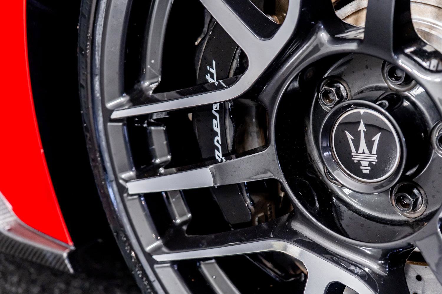 Used 2022 Maserati MC20 Coupe RWD image 5