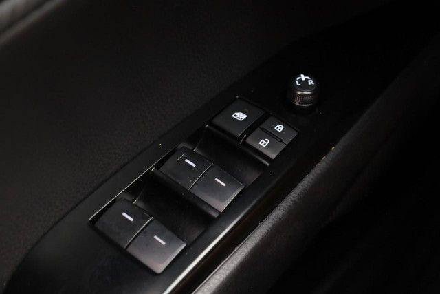 Used 2026 Toyota Camry SE FWD image 17