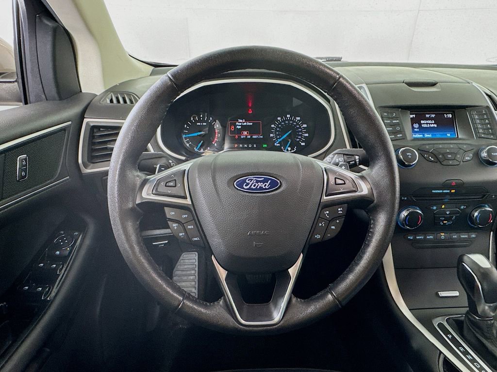 Used 2018 Ford Edge SEL AWD/4WD image 11