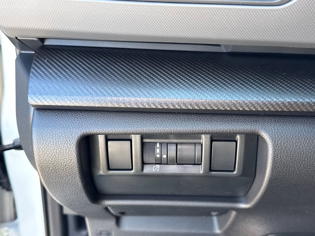 New 2025 Subaru Crosstrek 2.5i Limited w/ Crosstrek Mirror Package image 30