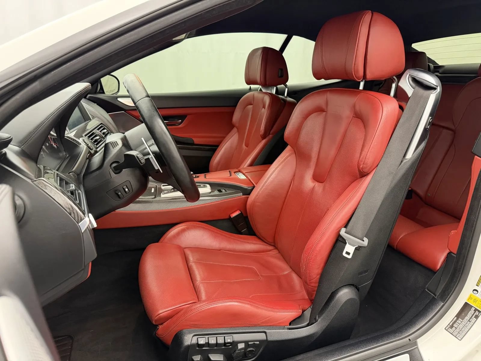 Used 2014 BMW M6 Convertible RWD image 10