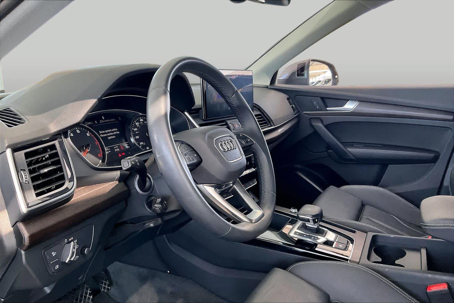 Used 2024 Audi Q5 2.0T Premium AWD/4WD image 18
