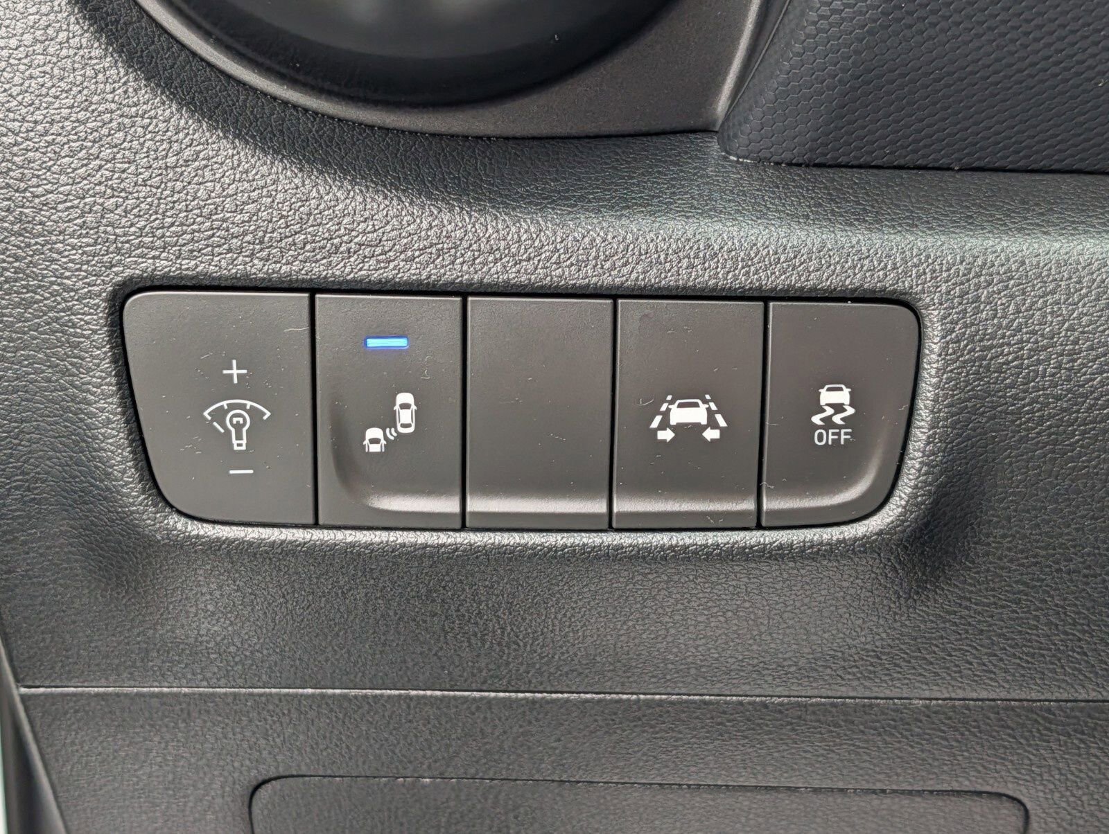 Used 2021 Hyundai Kona SEL FWD image 10