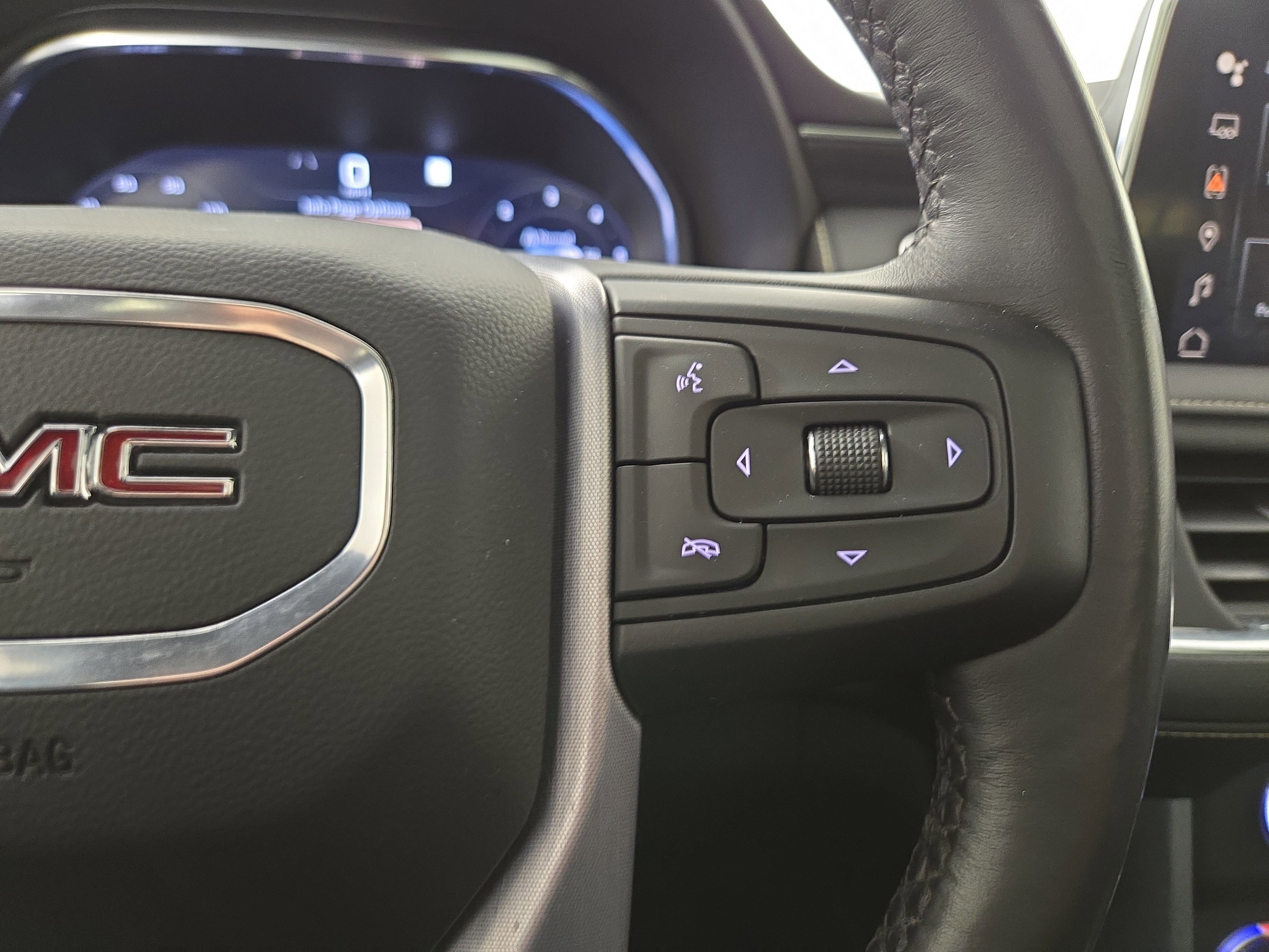 Certified 2022 GMC Yukon SLT w/ SLT Premium Package image 17